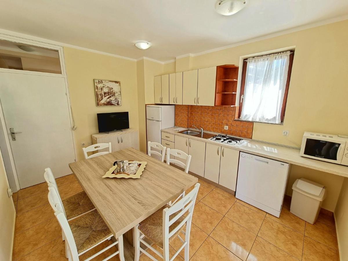 Apartments Ostrea - Ana Novalja Eksteriør bilde