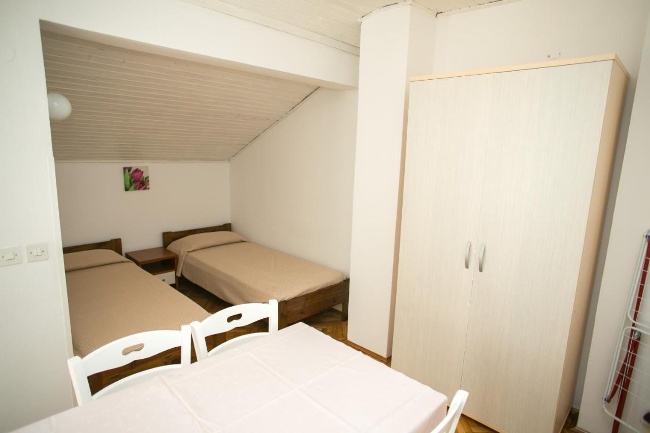Apartments Ostrea - Ana Novalja Eksteriør bilde
